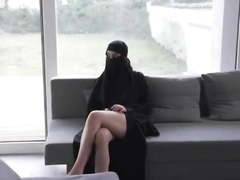 Burka Muslima zum Sex verfuehrt