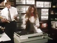 Annette Haven, Lisa De Leeuw, Veronica Hart in vintage porn video