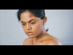 Tamil actress Karthika topless scene