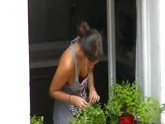 Who wouldn't love to have a neighbor like this?