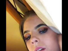 Slut doesnt like her cigarettes