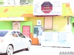 Light skin big booty teen and tiny strap on first time Mia Khalifa Tries